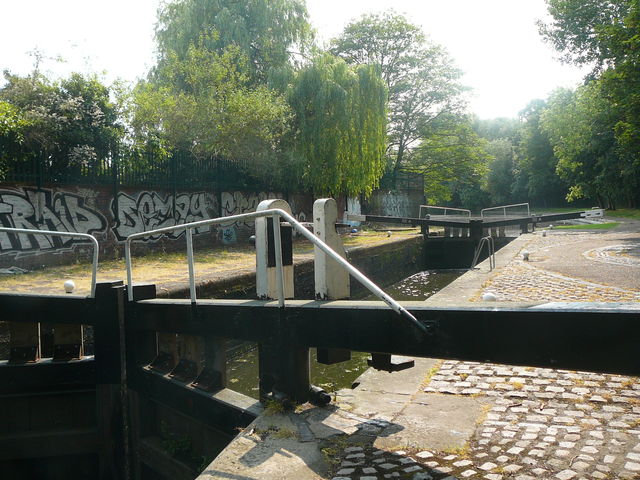 Limekiln lock (C)